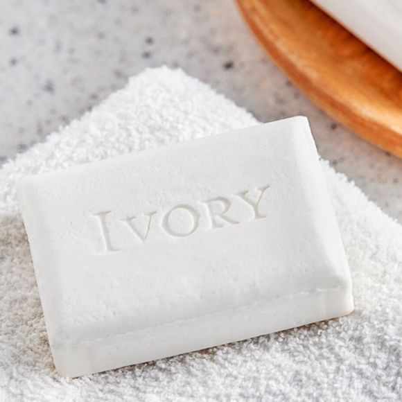 Ivory CLEAN Bar Soap Lot of 4 PACKS of 3 Bars - Picture 1 of 8